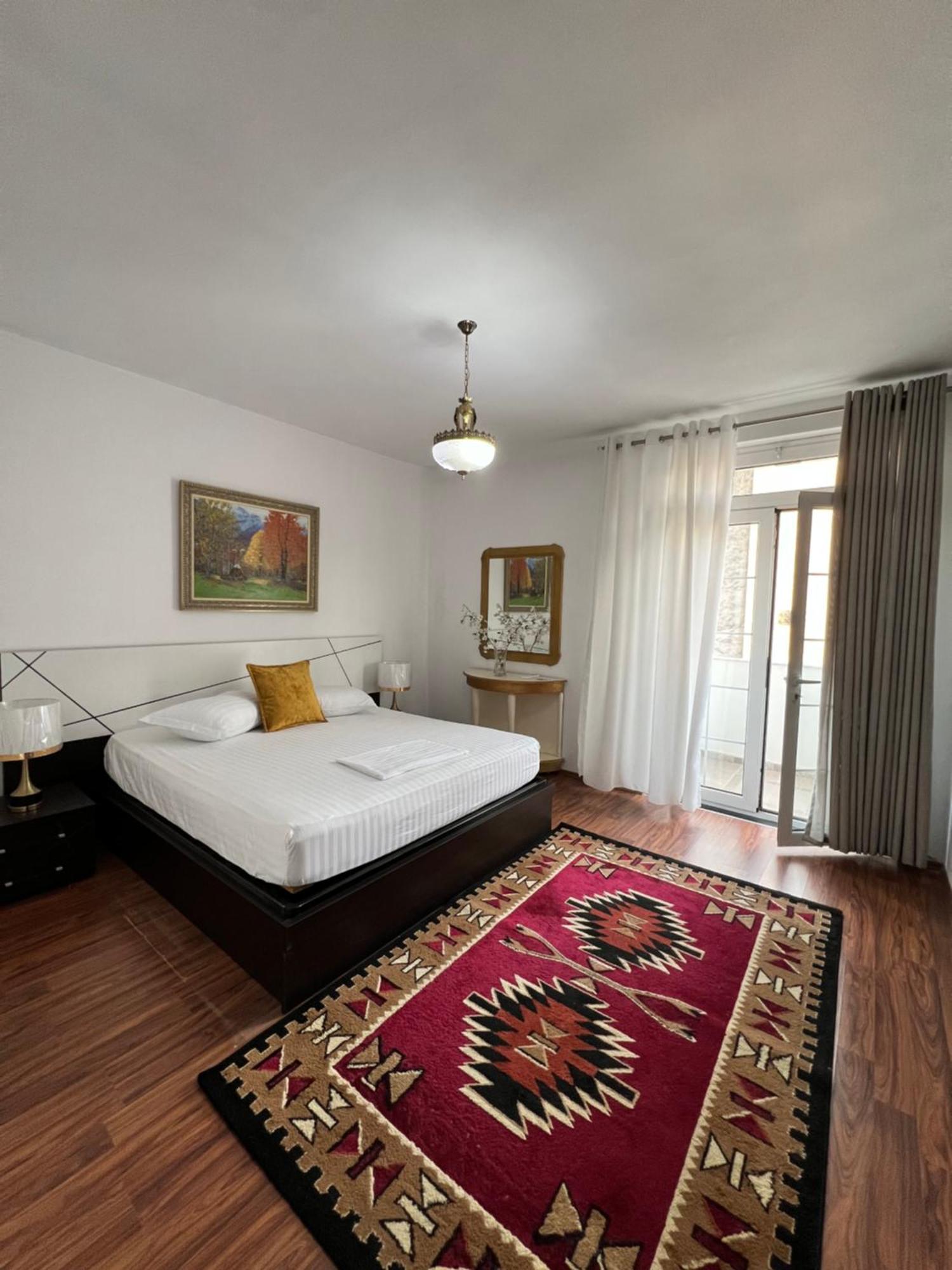 North Star Hostel Shkoder Exterior photo