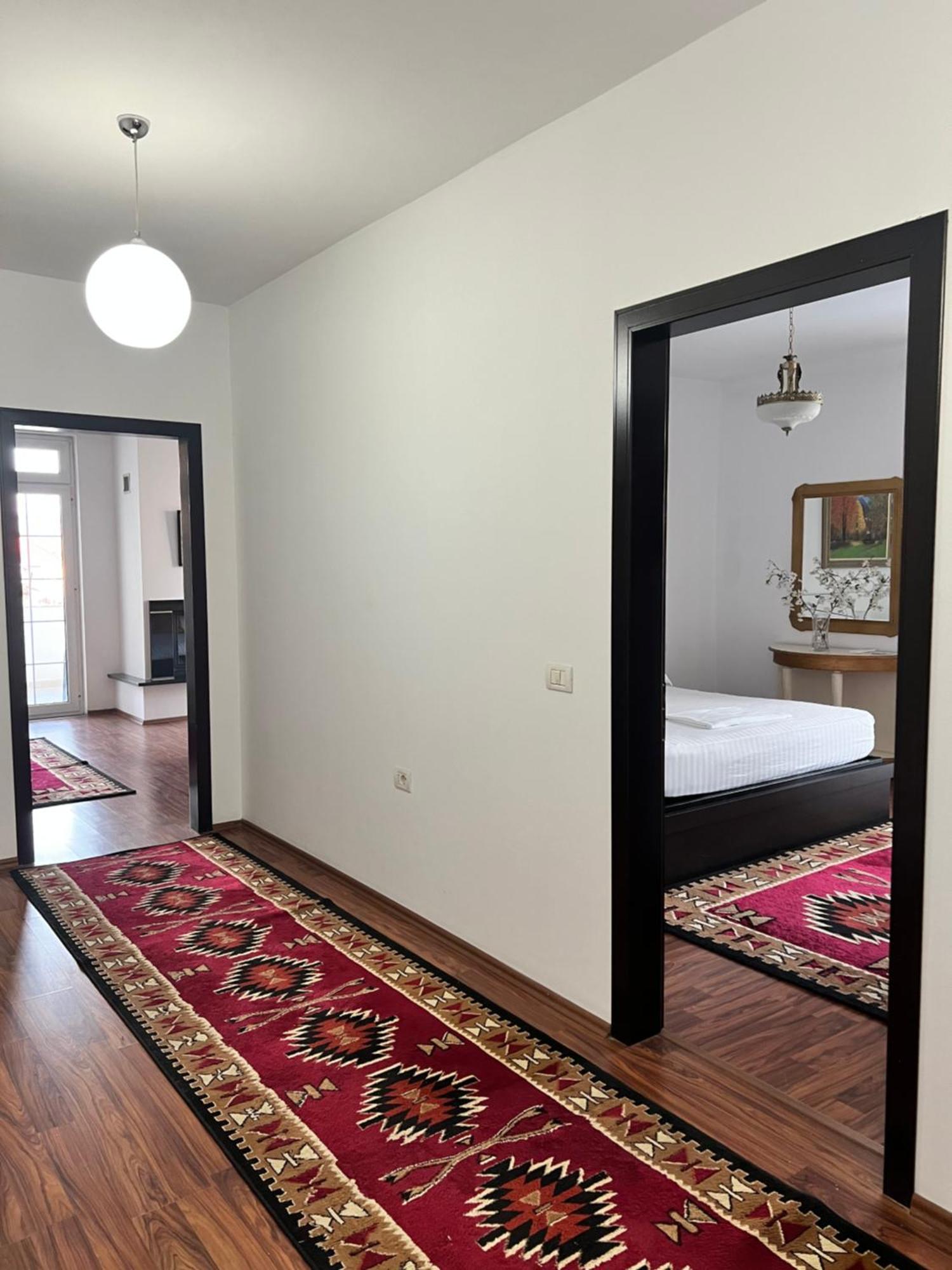 North Star Hostel Shkoder Exterior photo