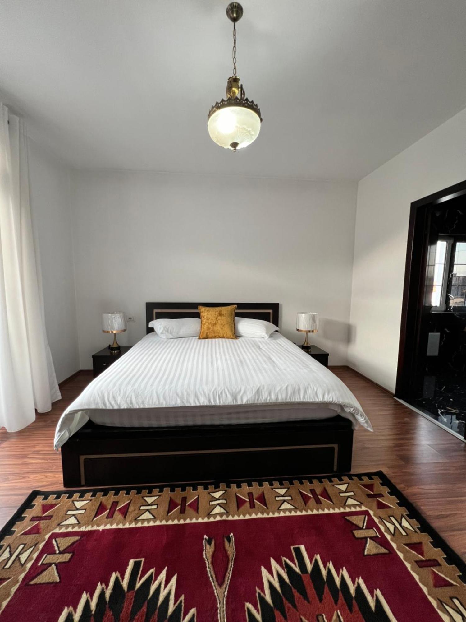 North Star Hostel Shkoder Exterior photo