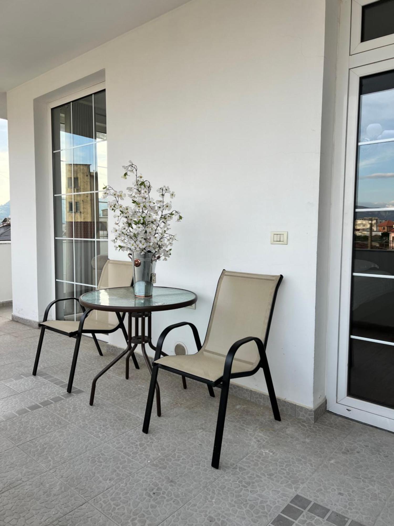 North Star Hostel Shkoder Exterior photo